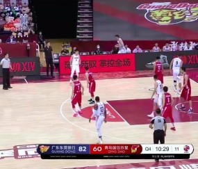 真人百家乐-14, 罗马核心染红离场，十人苦战险守平局  