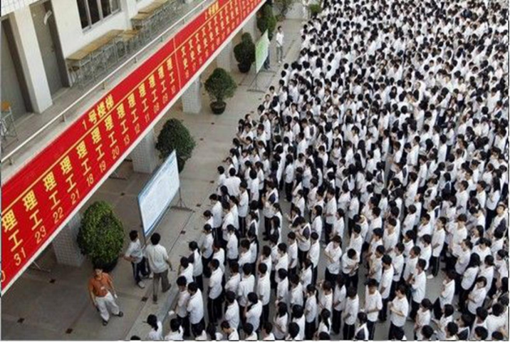  爱德华兹绝杀灰熊取五连胜  